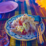 ゴザバーという屋台キャバクラ!ソムタム嬢の注ぐヤードンを飲む ゴザバーという屋台キャバクラ!ソムタム嬢の注ぐヤードンを飲む